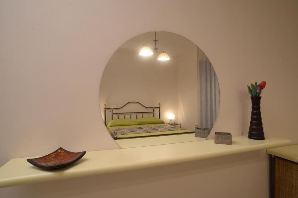 FURTURE' ROOMS
