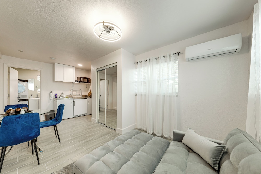 2 Mi to Hard Rock Stadium: Studio in Miami Gardens