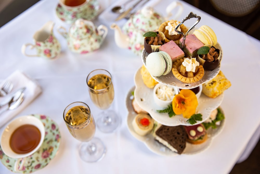 Pendray Inn and Tea House 45