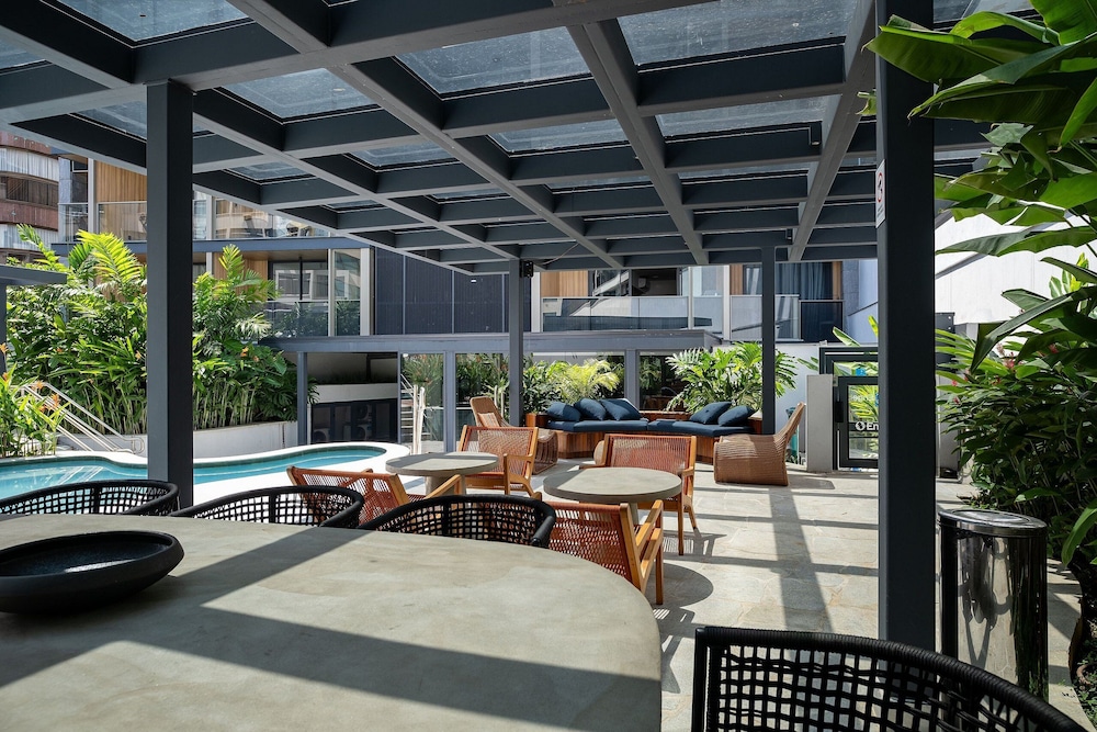 Leblon | Loft 5 min da Praia, com varanda vista Cristo - por Casapē Rio