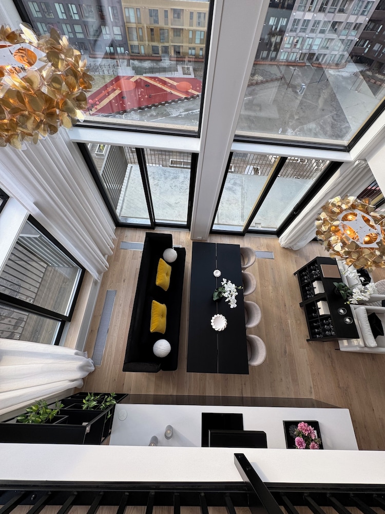 TotalApartments Northern Lights Penthouse