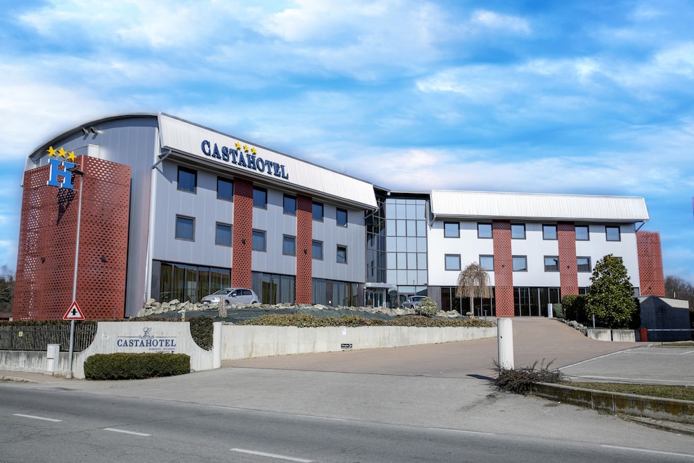 Hotel Casta Hotel - Image 1