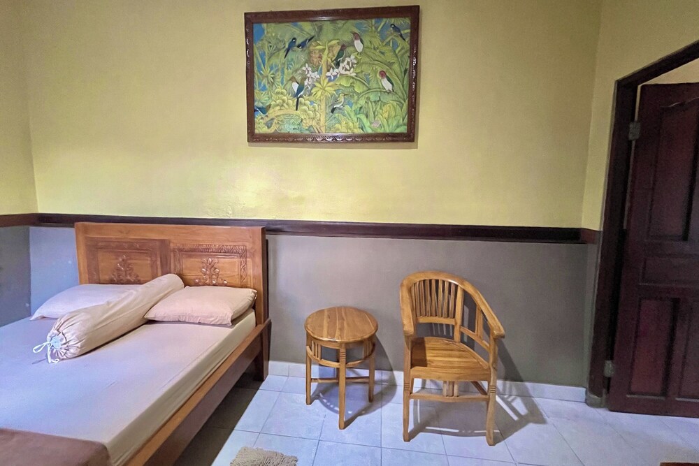 Mongan Homestay Beside The Belulang Hot Spring