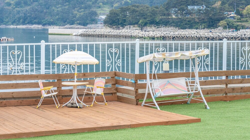 Namhae sea Stay N pet Pension, Namhae - 10