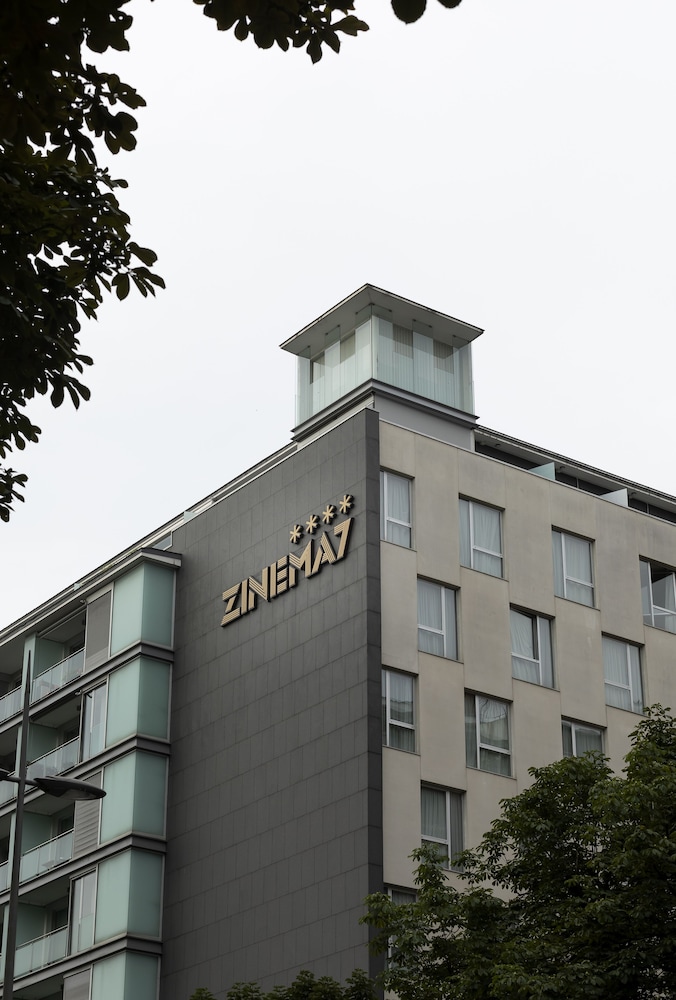 San Sebastian Vacations - Zinema7 - Property Image 35