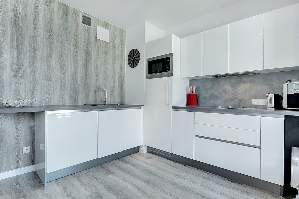 Apartinfo Aura Apartments