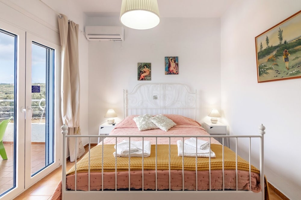 Amazing Villa Chrysanthi With Private Pool