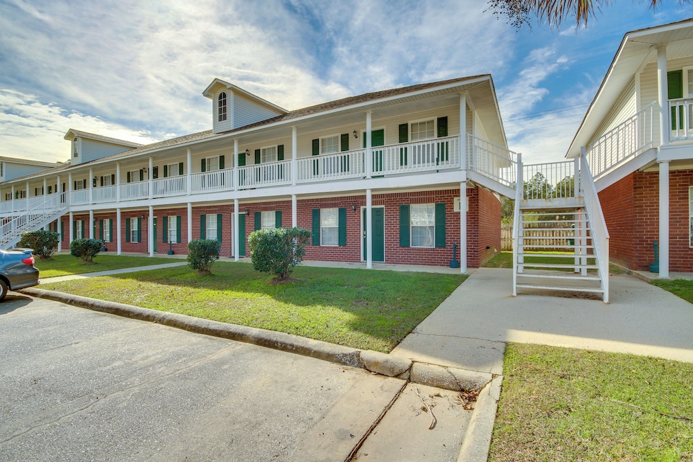 Birding, Beaches & More: Cozy Gautier Condo