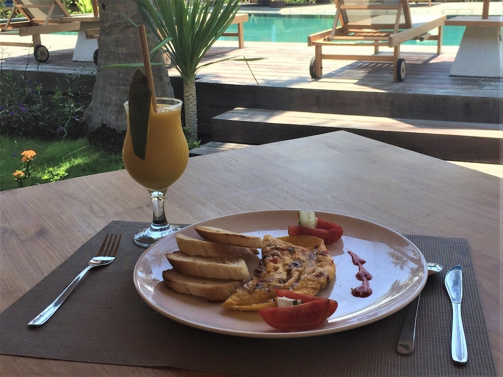 Gili Tenda Resort