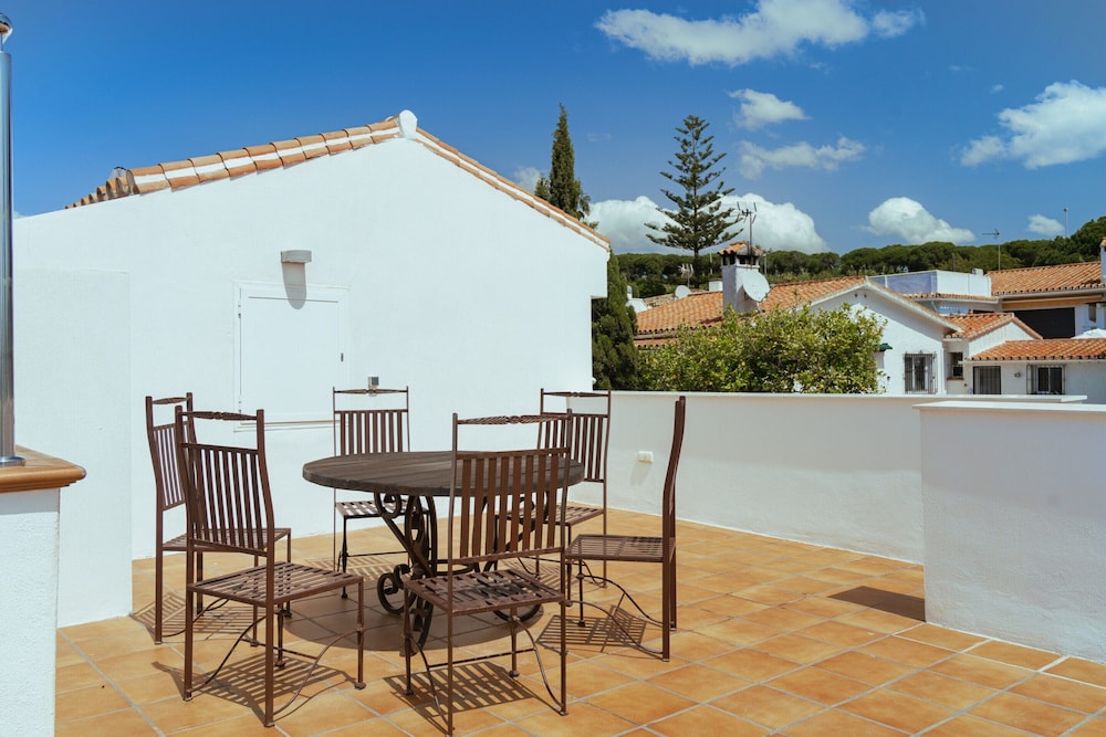 Villa in Marbella Near Beach