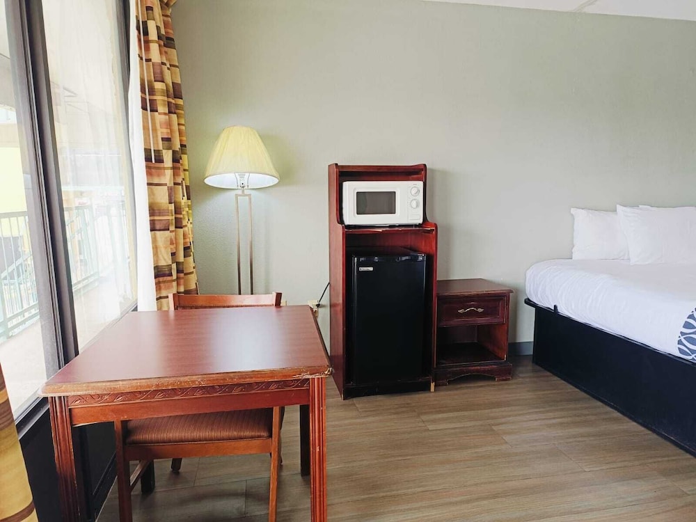 Capital O Travelers Inn Lawton Fort Sill