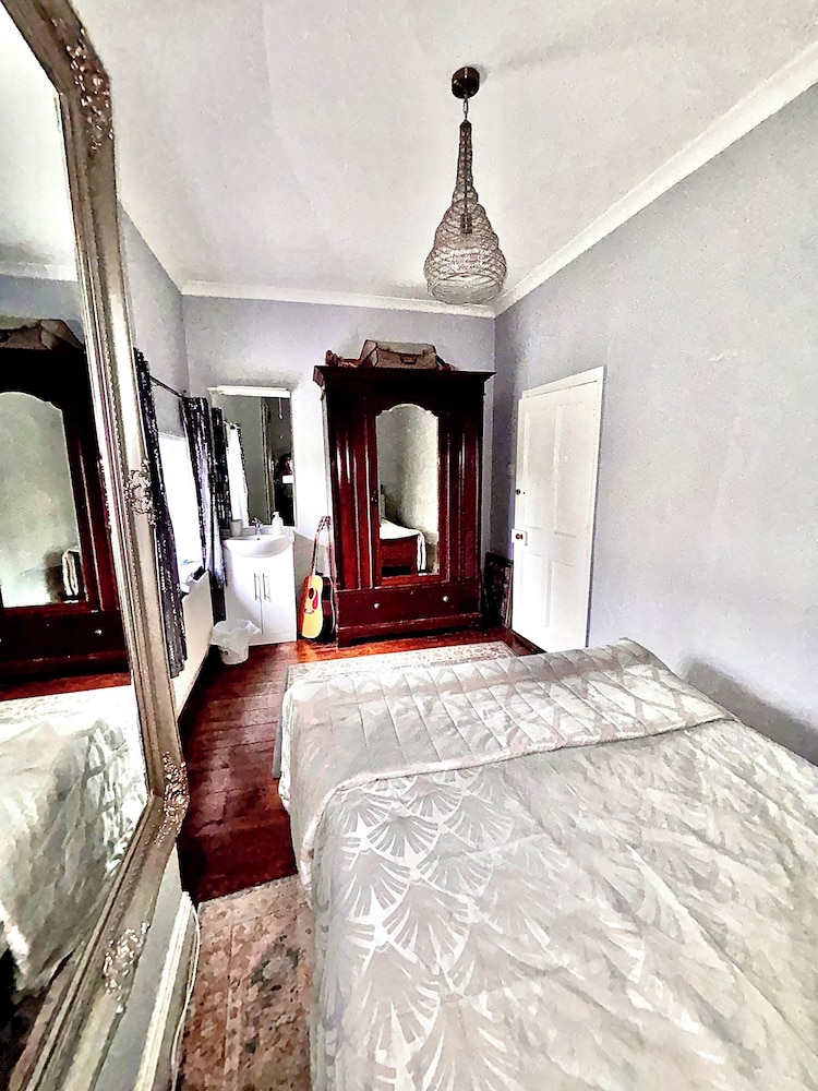 Stone Lodge B&B
