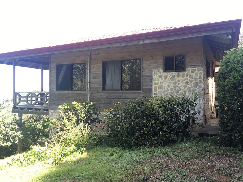 Many's House - La Joya De Ballena