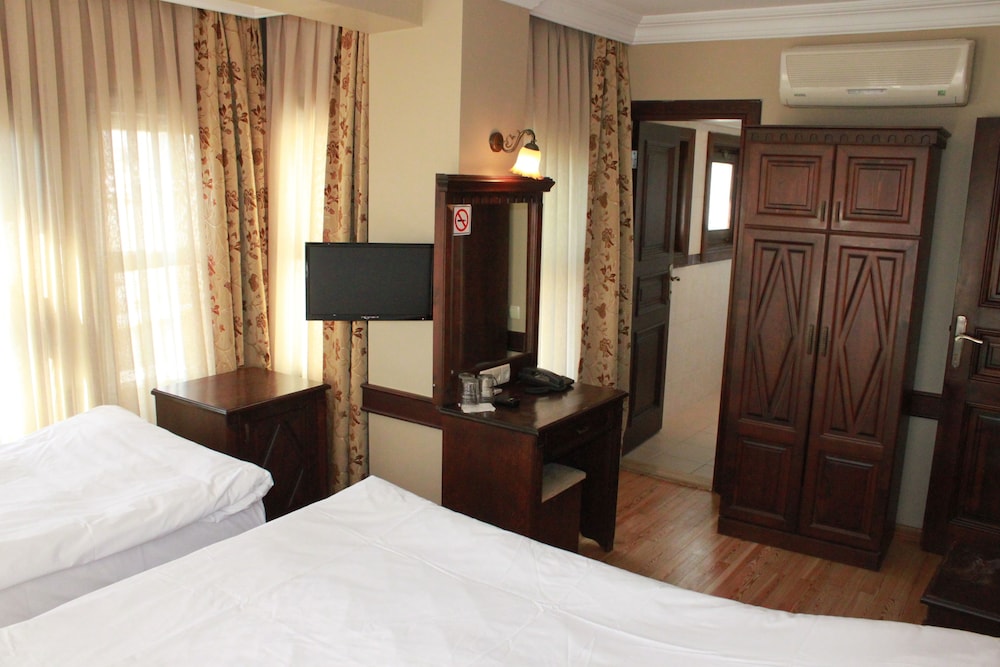 Hotel Sultan Hill becomes Sultan Hill Otel. - Image 11