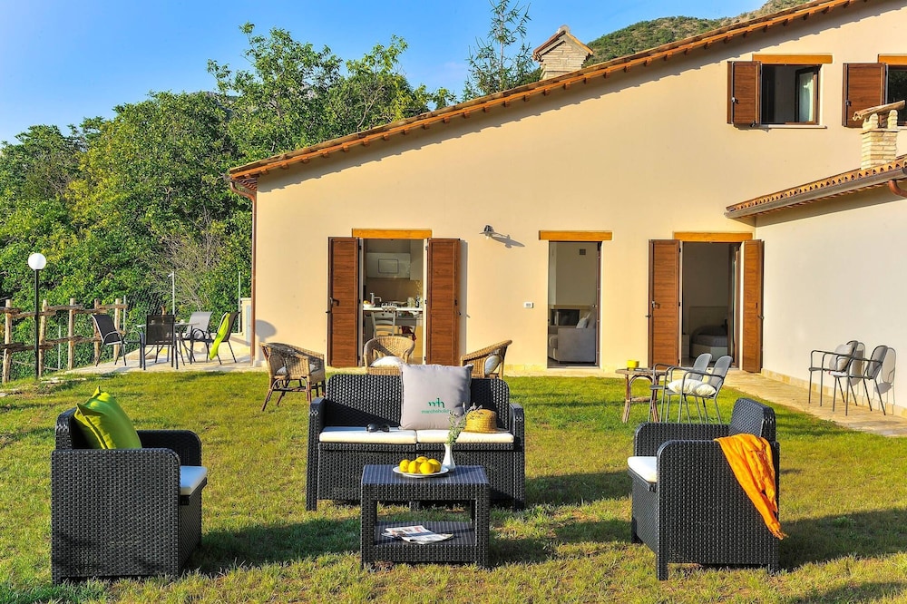 Acquanera 6 2 by Marche Holiday Villas