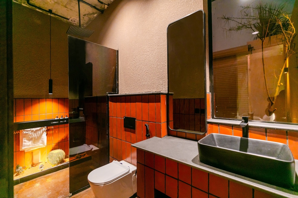 Portal Chalets With Private Pool-Al Arid
