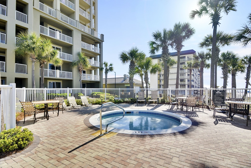 Grand Panama Beach Resort by Book That Condo