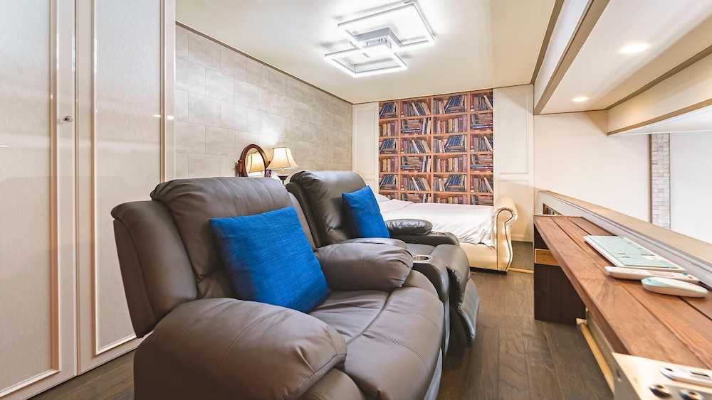 Gapyeong Hillhouse Pension