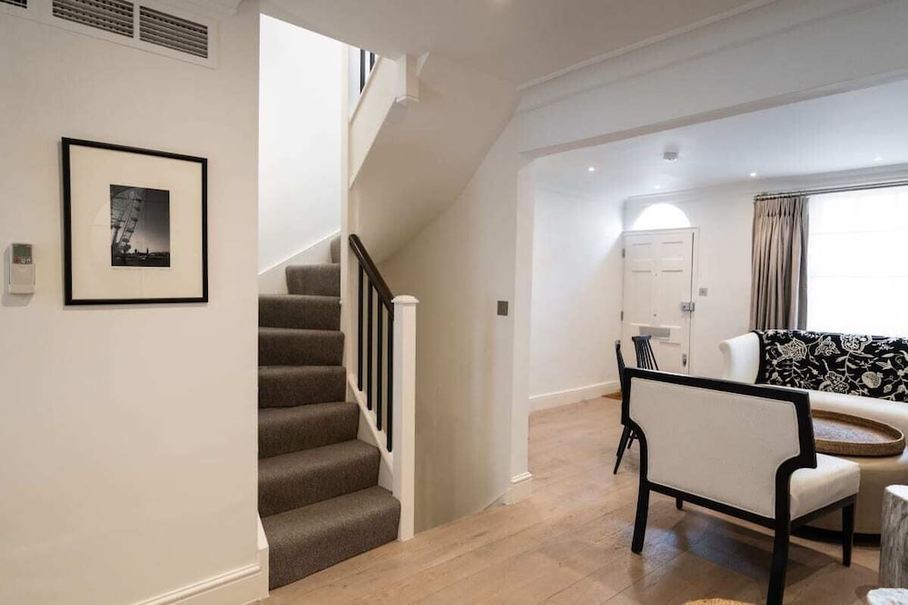 The Chelsea Place - Lovely 4bdr House With Terrace