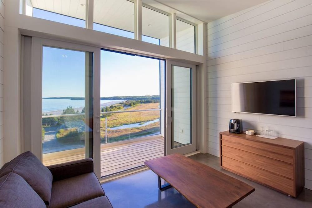 The Quarterdeck Resort
