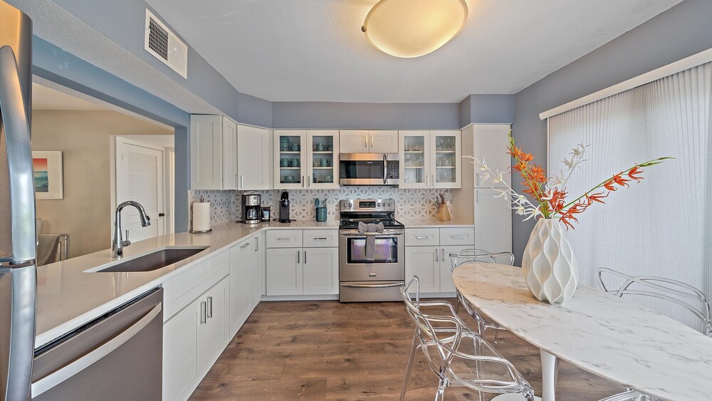 Siesta Beach Retreat 2 Bedroom Townhouse