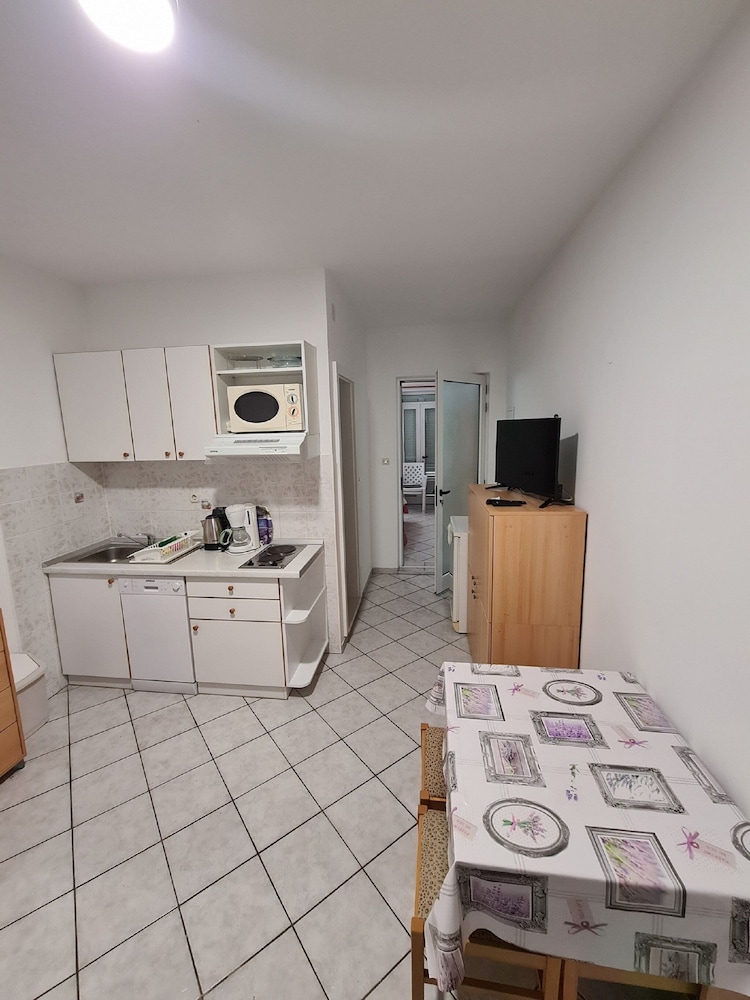 Apartments Pansion Franka 3