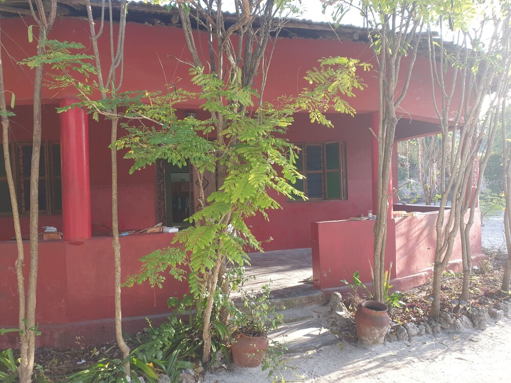 Jambiani Holiday Villa