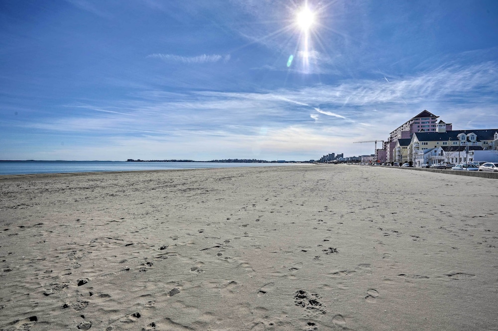 Charming Boston Area Home < 1 Mi to Revere Beach!