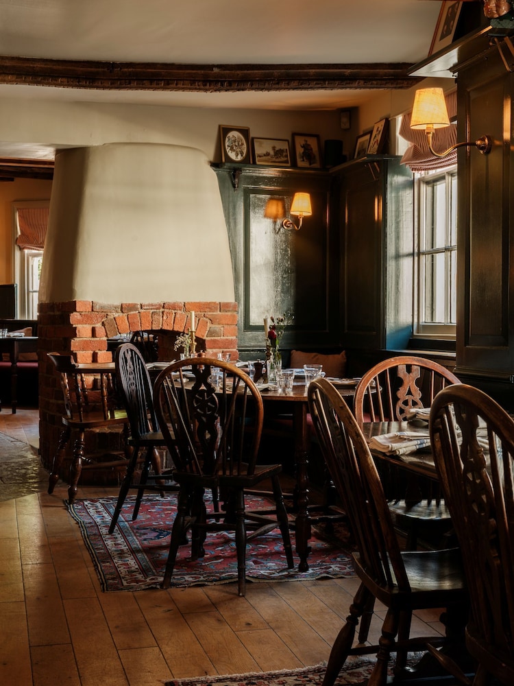 The Fleur de Lys