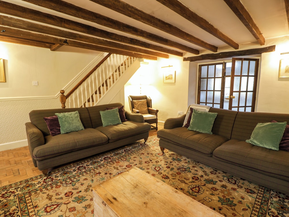 Glandwr Cottage