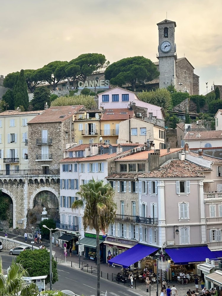 Very Charming Studio Apartment on Port in Cannes a Short Walk to Palais With Aircon and Internet - 411