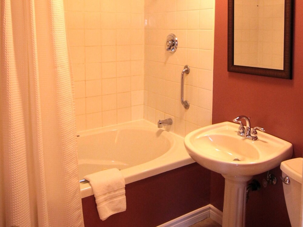 Seawind Landing Country Inn