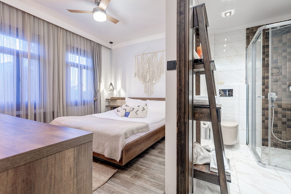 Parna Hotel - Image 79