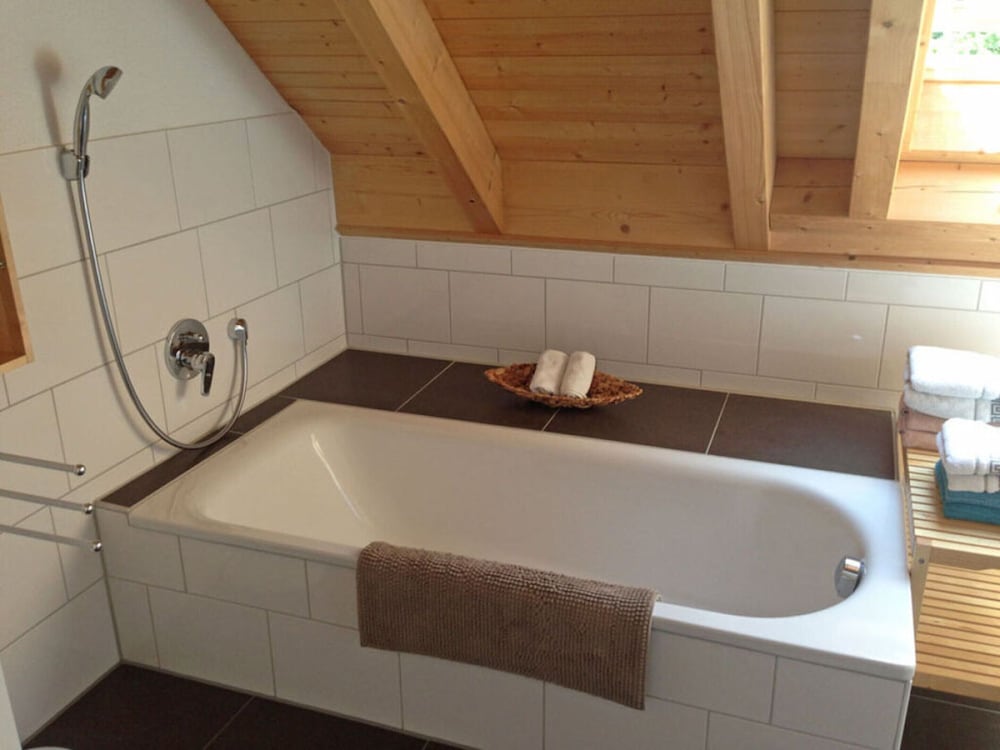 Gaienhofen Comfortable Holiday Residence