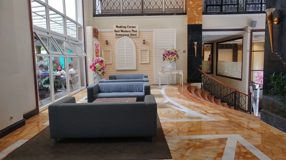 Best Space of 3BR Apartment Grand Palace Kemayoran