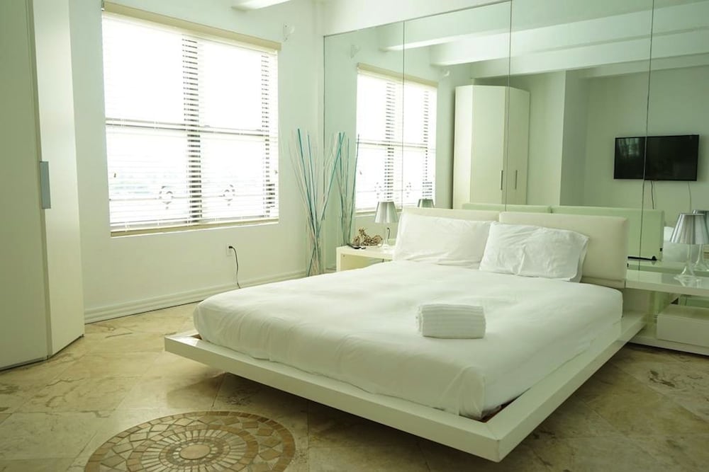 Netherland Apartments by Royal Stays - Image 2