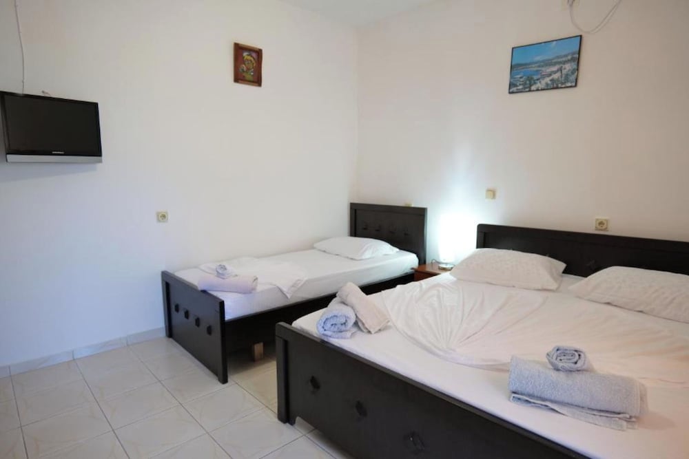 Vila Xhafa