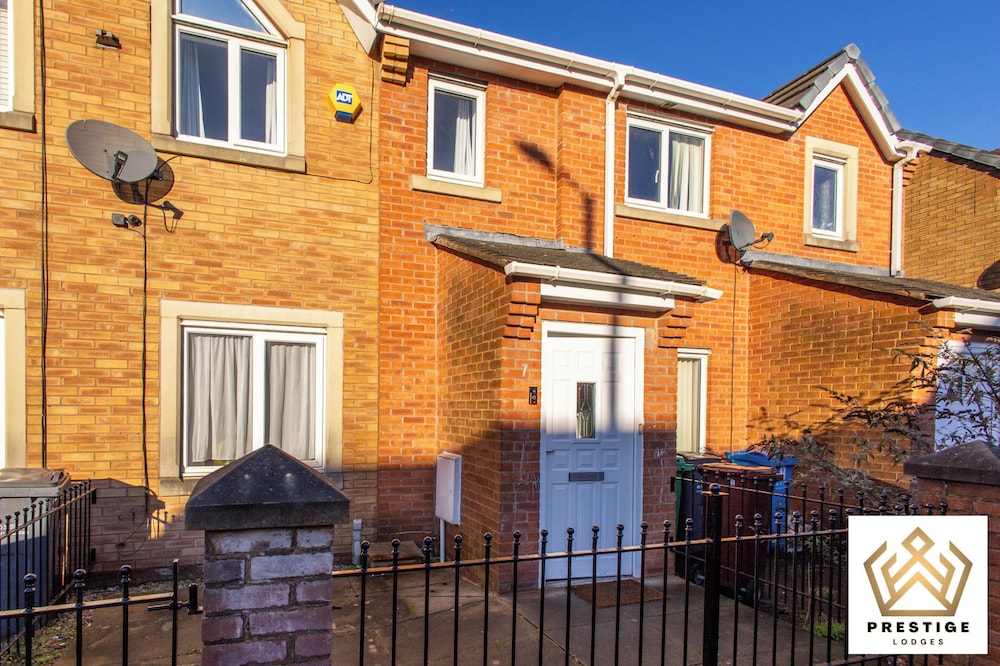 Manchester Home, City Centre, Park, Full Kitchen