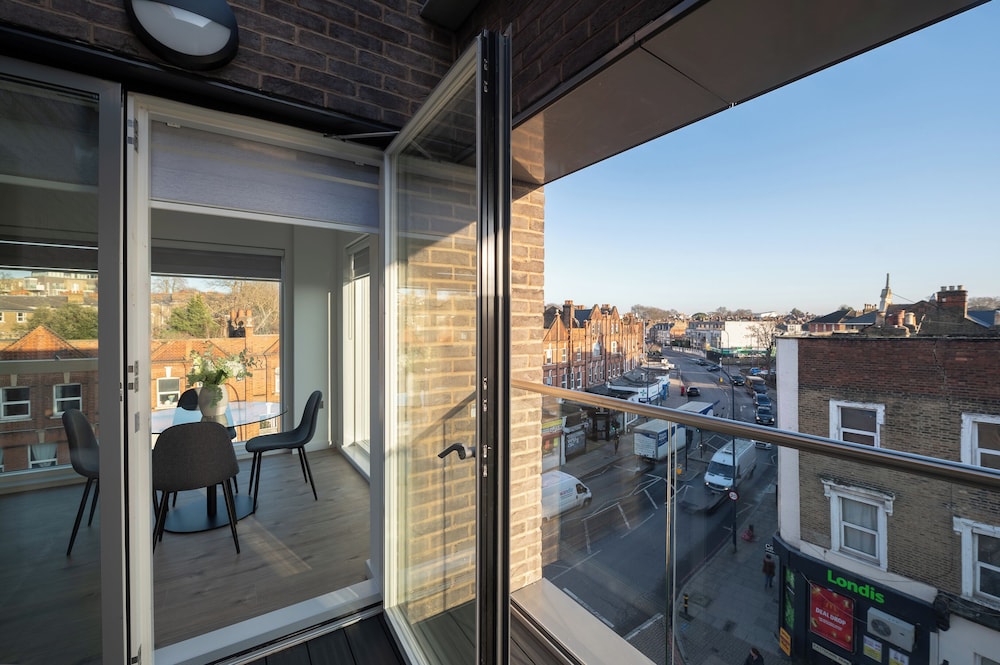 VESTO Lewisham