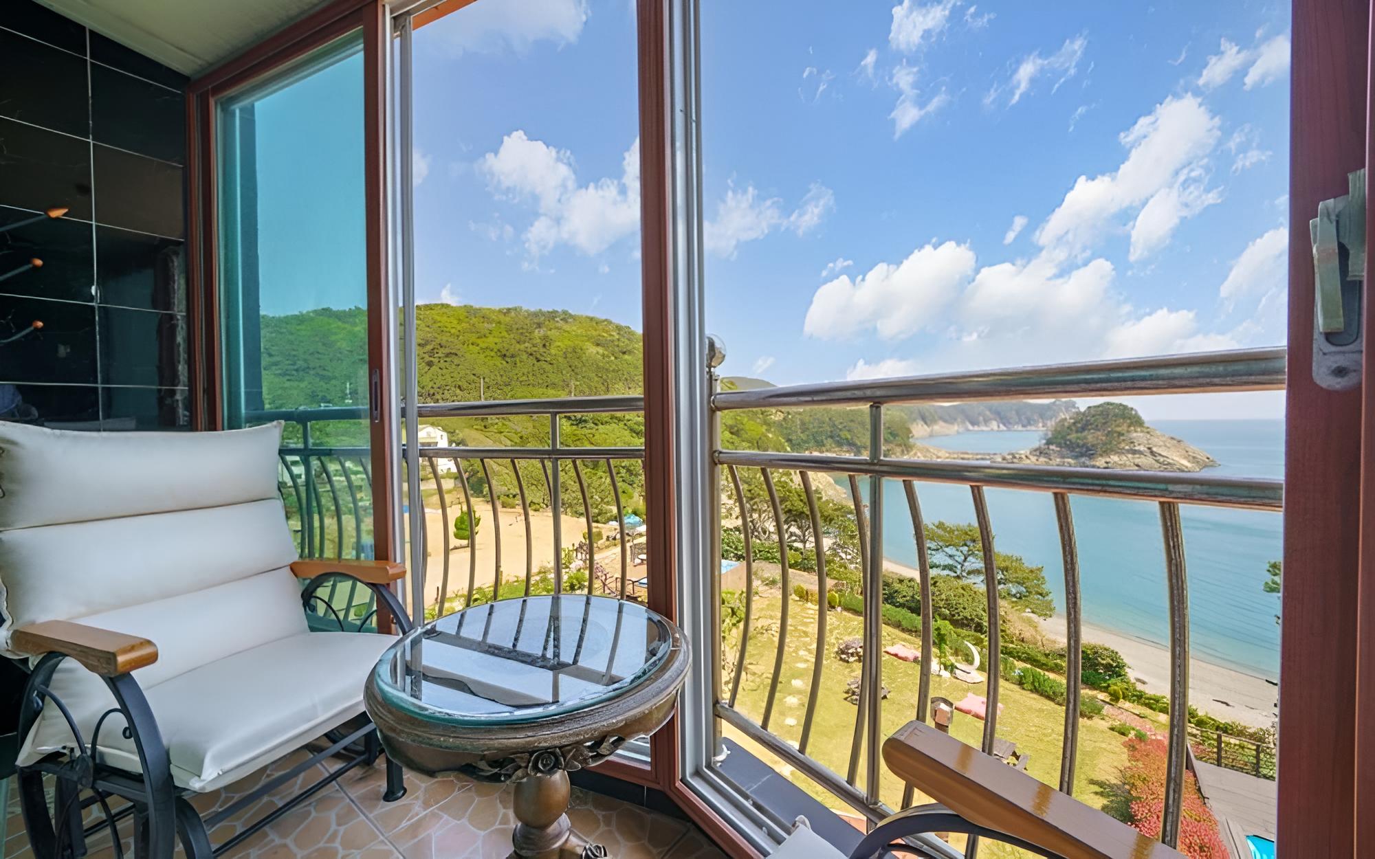 Geoje Island Haegeumgang Pension view 4