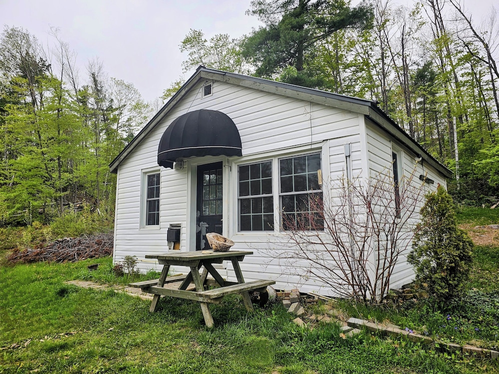 Mazinaw Lakeside RV Park & Campground