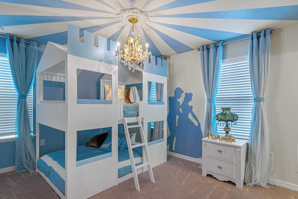 Unforgettable Family Luxury 9BR Villa