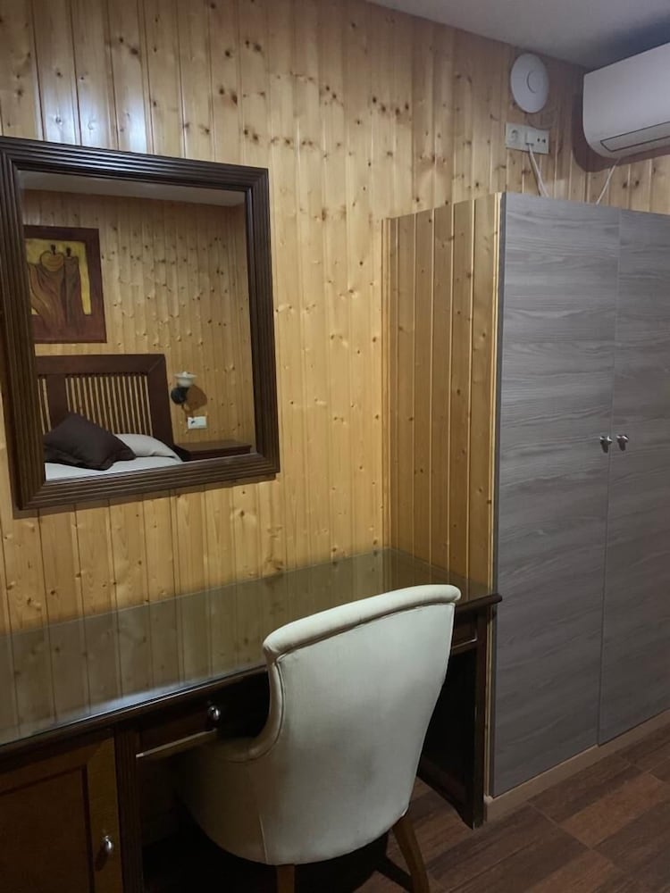 Hostal - Camping Ciudad de Cáceres