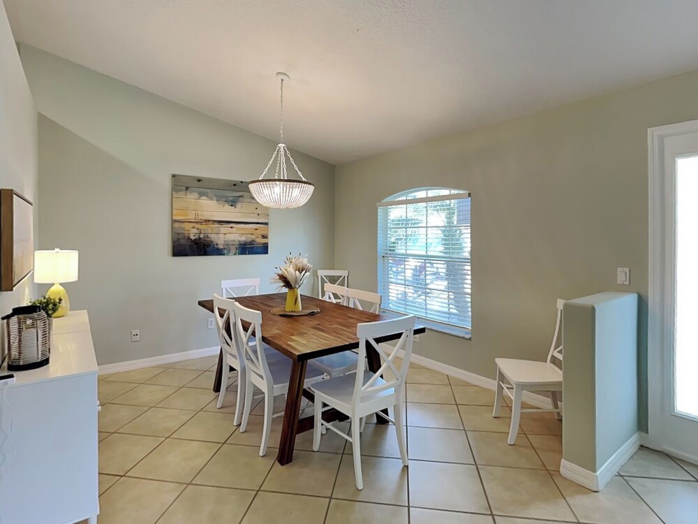 Endless Summer by Distinctive Beach Rentals