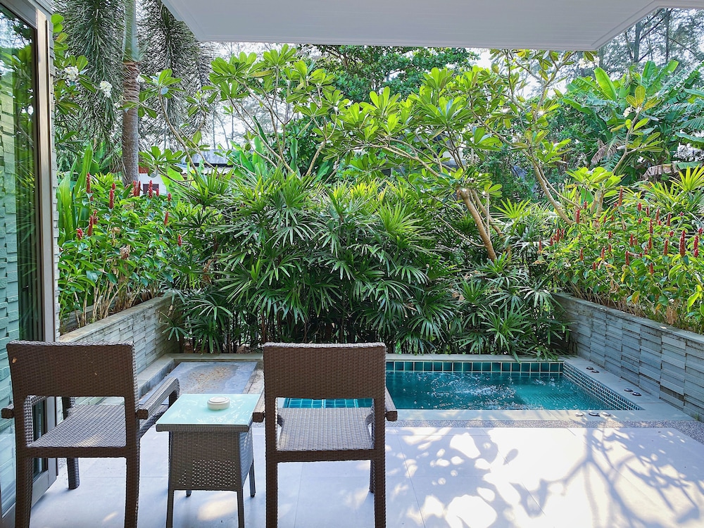 Beachfront 120sqm 2BR With Private Plunge Pool on Stunning Naithon Beach