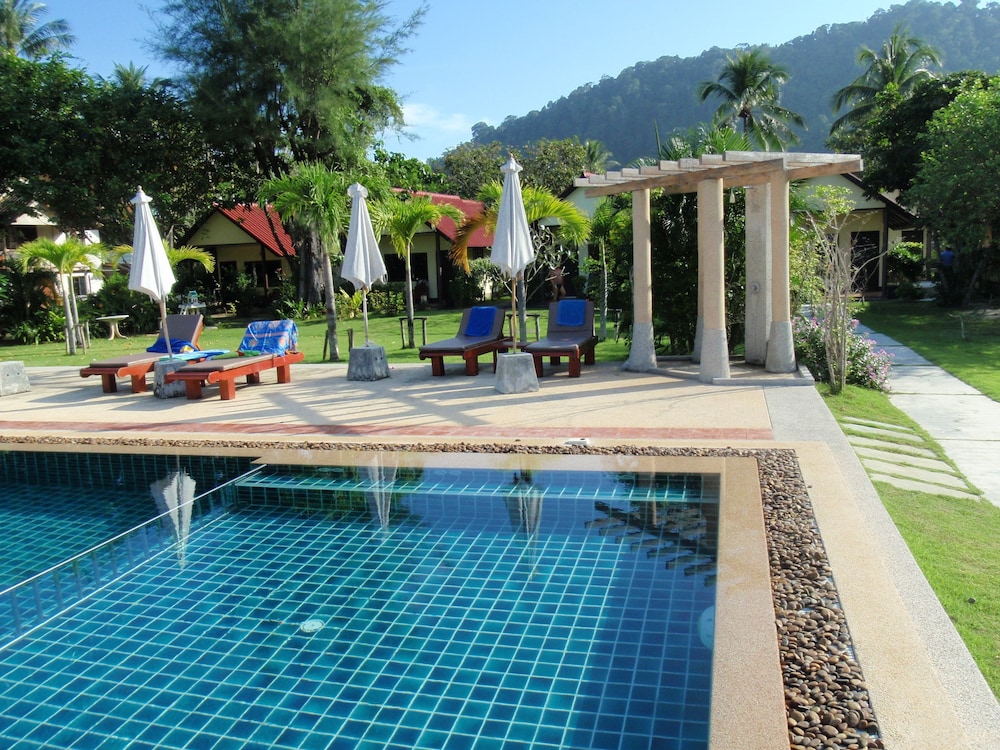 Golden Bay Cottage