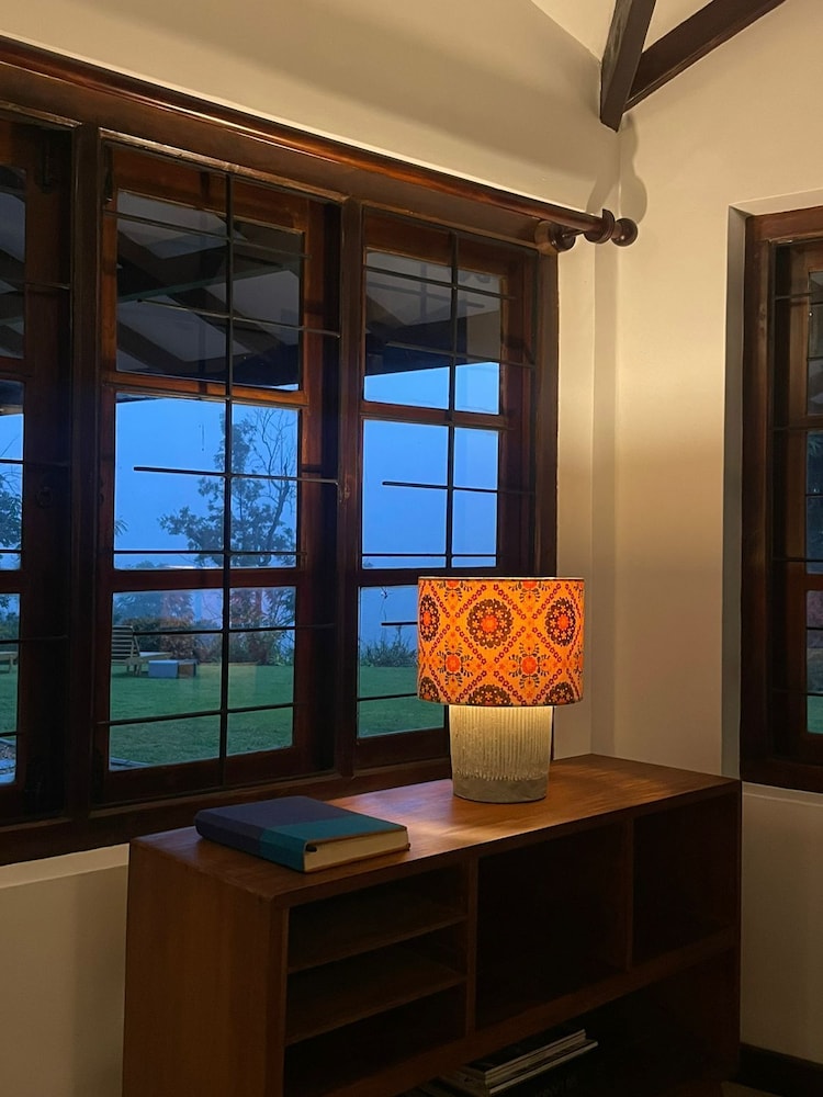 The 6th Milepost Tea Bungalow