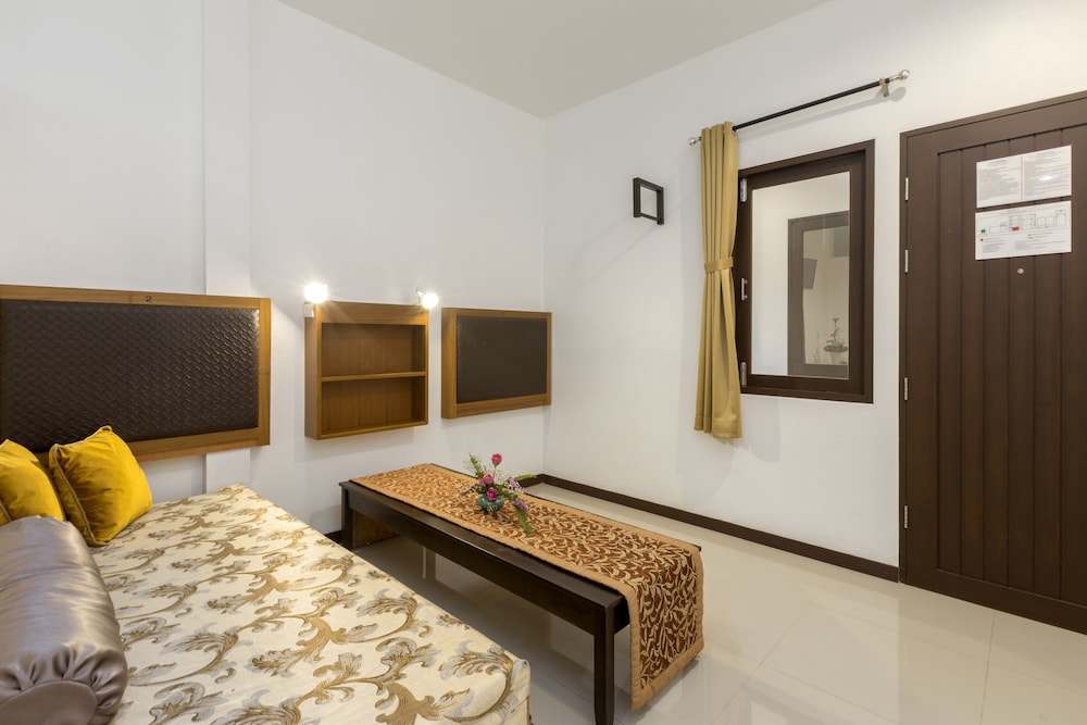 The Lantern Hostel and SPA