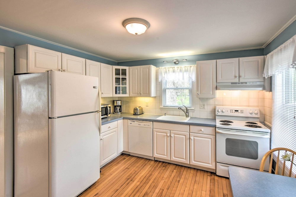 Kennebunk Home w/ Yard < 1 Mile to Dock Square! - Property Image 25