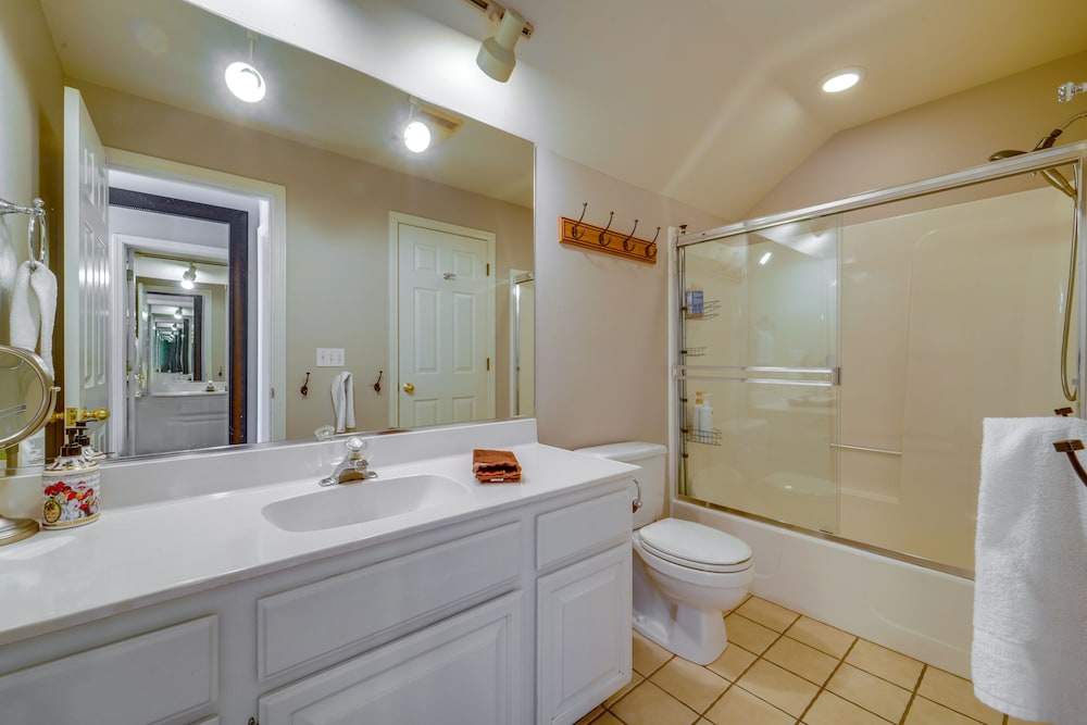 Lake Tahoe Vacations - Incline Village Retreat Near Skiing  Beaches - Property Image 2